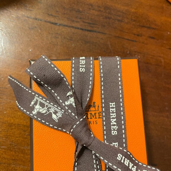 HERMES Pop H Earrings in Bleu Zephyr - brand new authentic - Picture 3 of 4